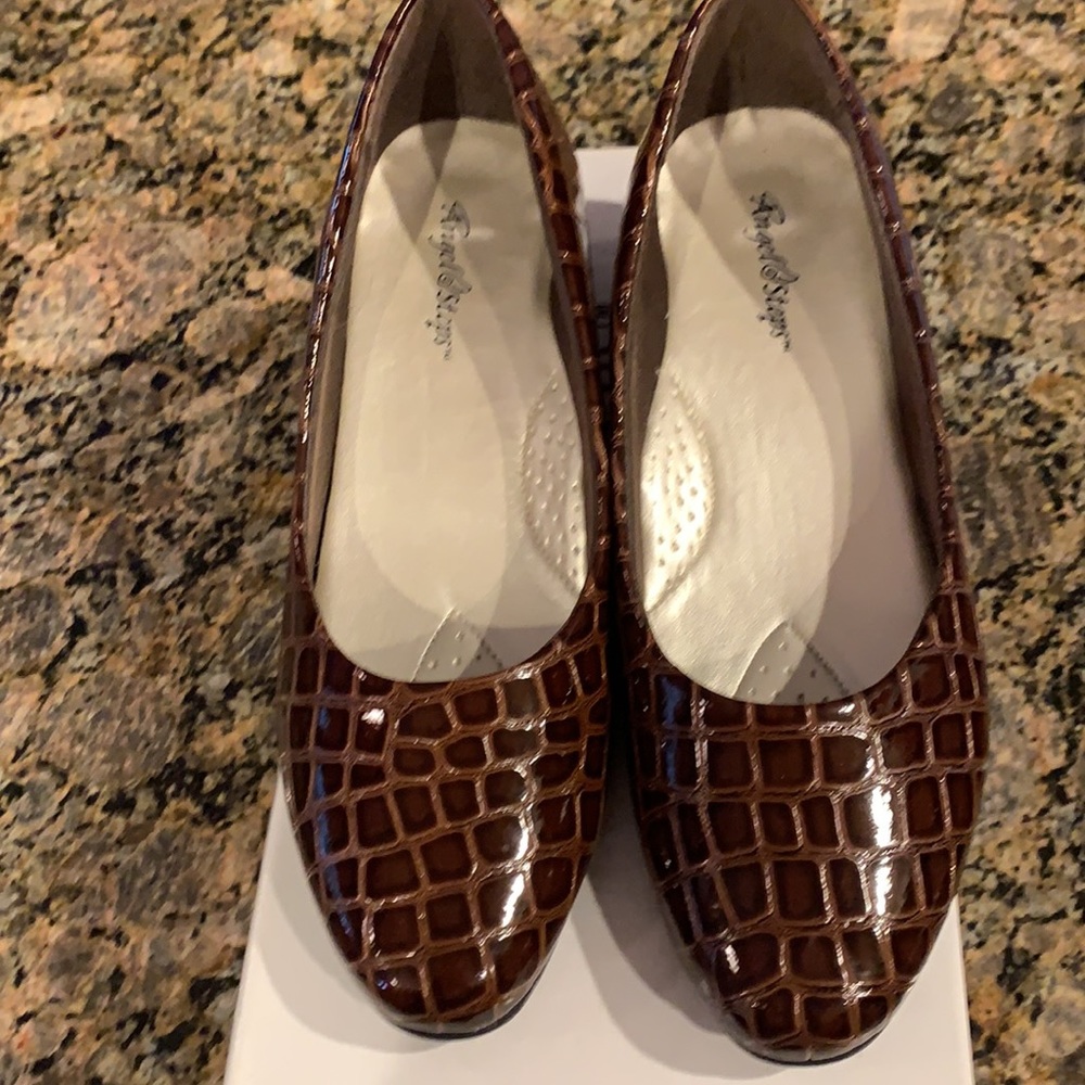 Angel Steps Shoes - Picture 2 of 7